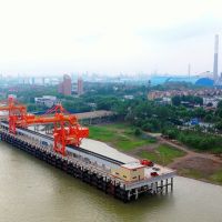 有利于砂石外運！江西首座萬(wàn)噸級碼頭建成